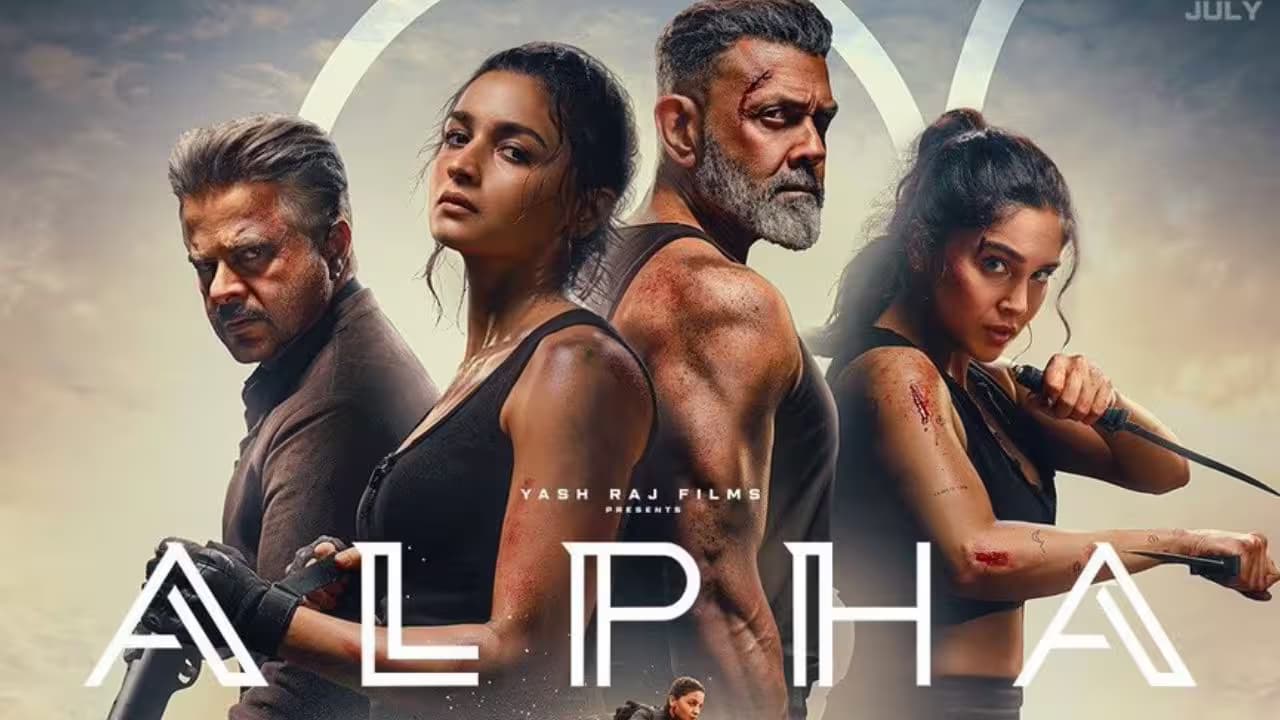 Alpha Review: Bobby Deol छाए, Alia Bhatt ने Fans को बांटा