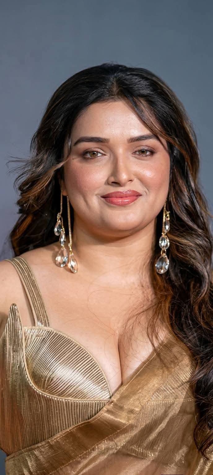 आम्रपाली दुबे