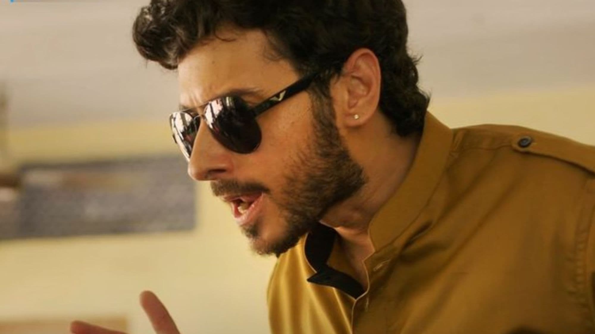 Divyendu Sharma Profile