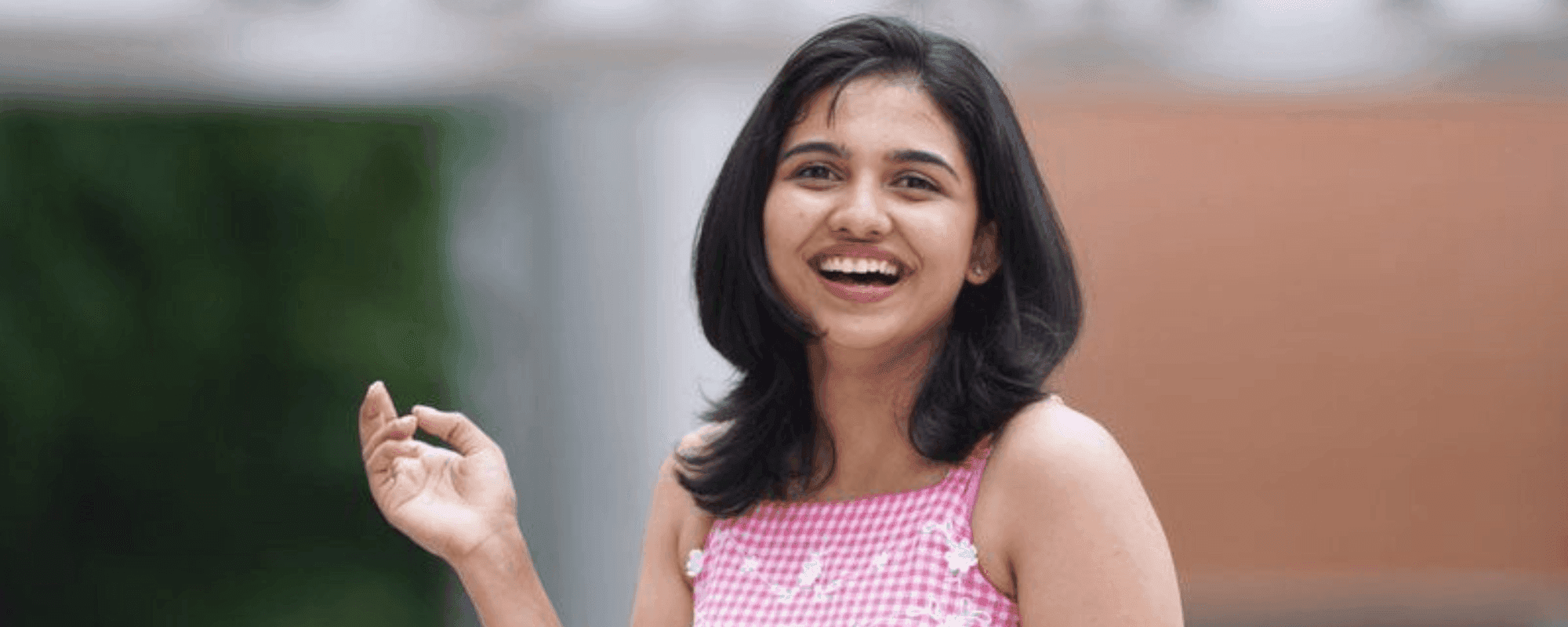 बैकग्राउंड पोस्टर