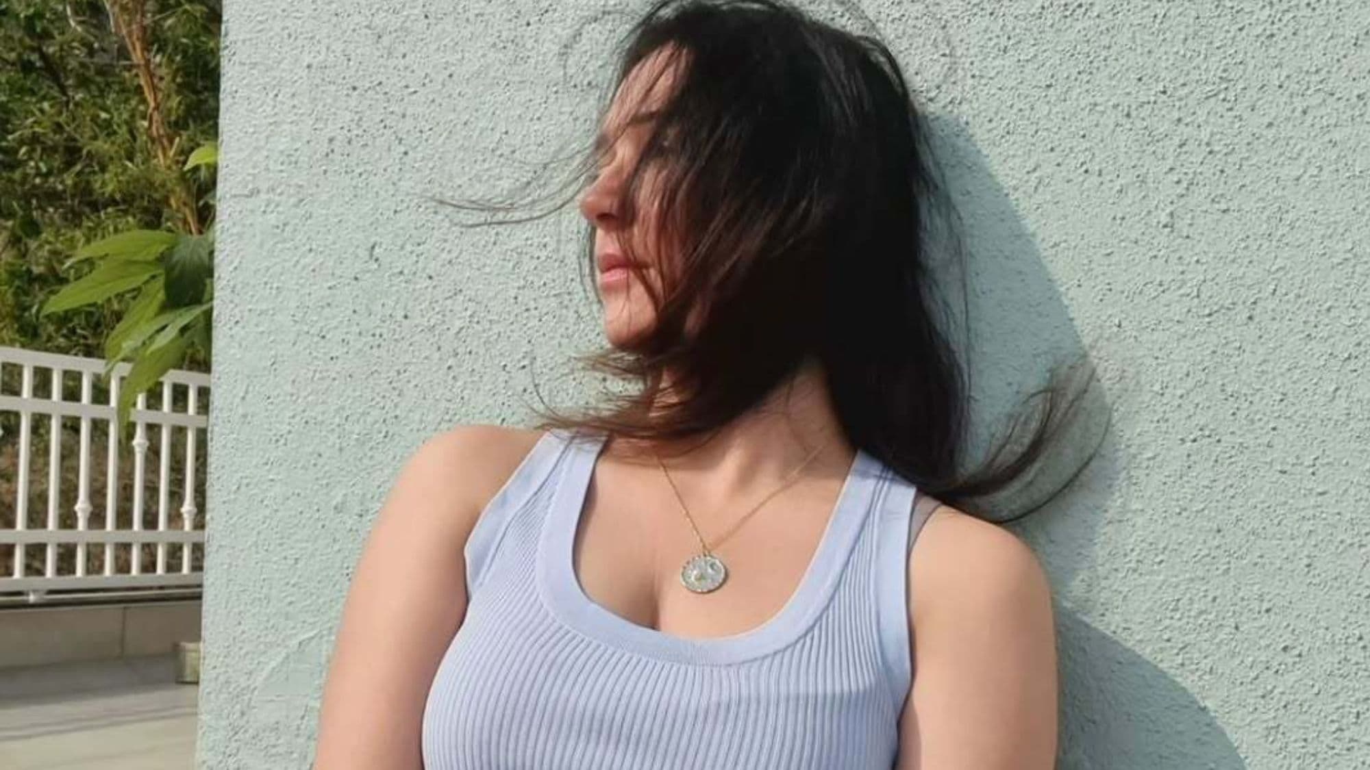 Nauheed Cyrusi Profile