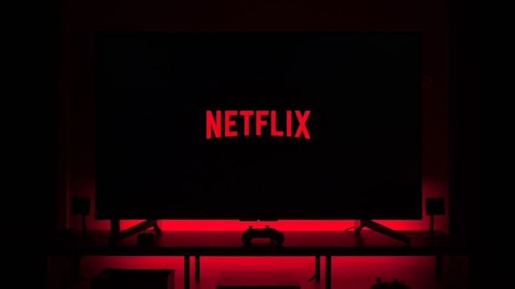 Netflix ने 10 सालों में कमाए 20 लाख करोड़, OTT दुनिया में राज