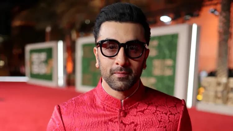 Ranbir Kapoor ने ₹16.42 करोड़ की Pune Property खरीदी