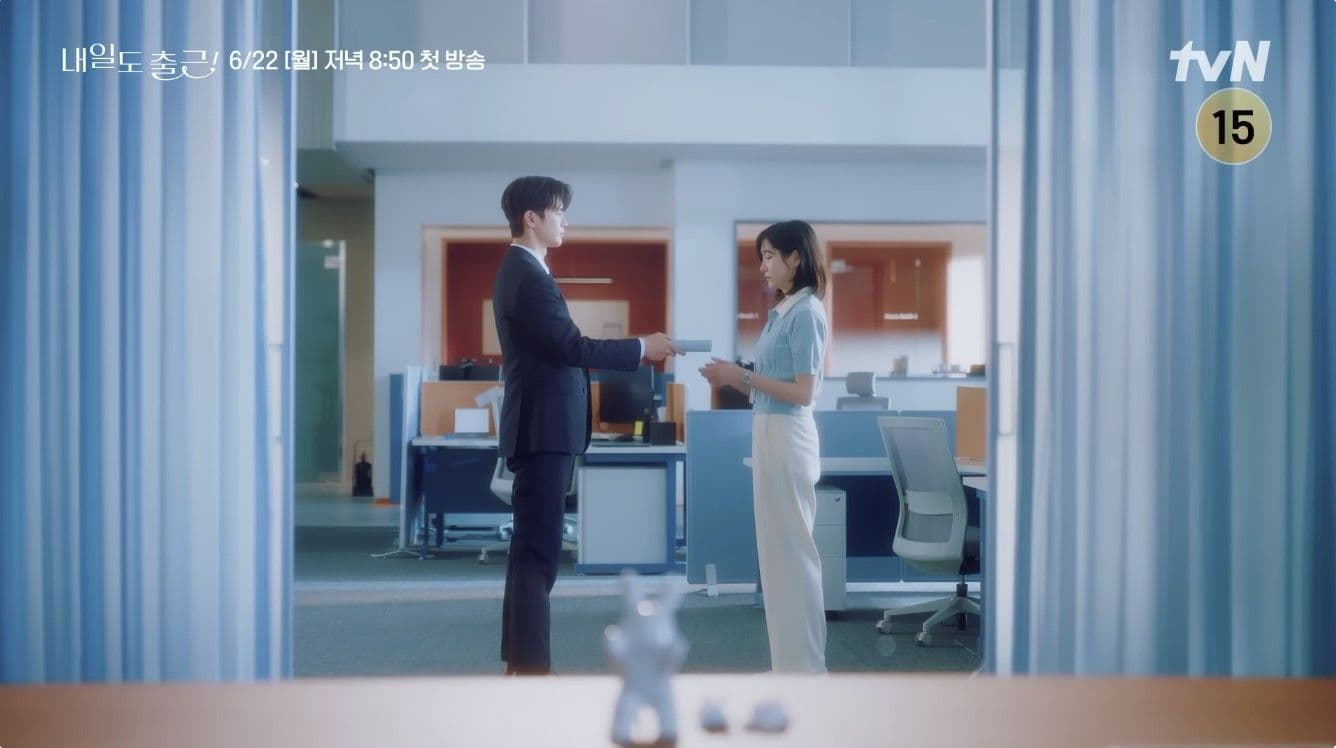 Seo In Guk और Park Ji Hyun की नई पोस्टर्स में दिखी रोमांटिक केमिस्ट्री