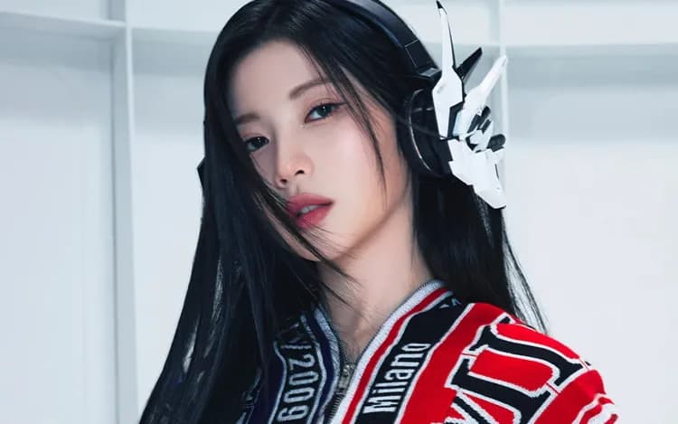सर्दियों के लिए 5 शानदार Blue K-Pop Makeup ट्रेंड्स